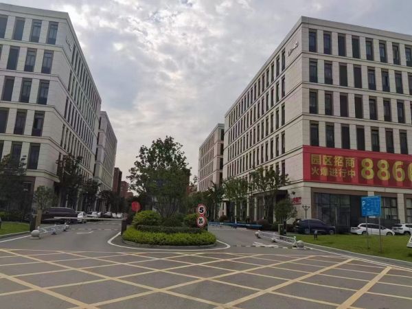 房东直租白沙洲联东U谷3000平框架厂房仓库 优价出租