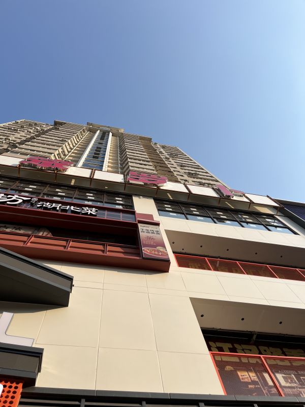 房东直租江岸区世纪大厦90平精装写字楼，交通便利，优价出租