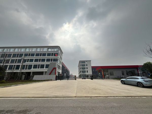 房东直租葛店左岭全新标准钢构厂房仓库，交通便利优价出租