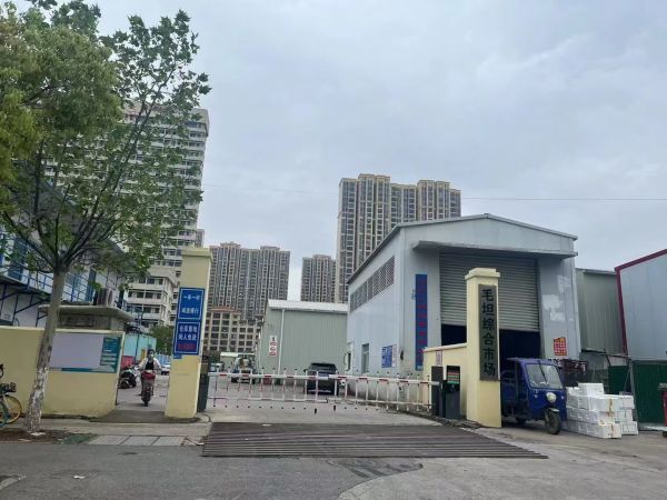 房东直租洪山区白沙洲1040平钢构厂房 优价出租