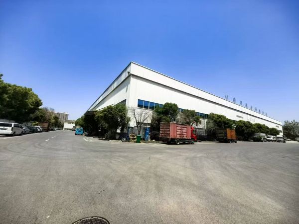 房东直租东风大道700平至5000平钢构带行吊交通便利低价出租