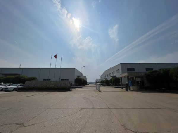 房东直租蔡甸星光九鼎工业园20000平钢构厂房配套齐全，优价招租