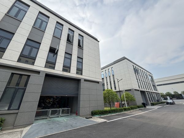 （房东直租）联动U谷蔡甸创新企业港1600平交通便利低价出租