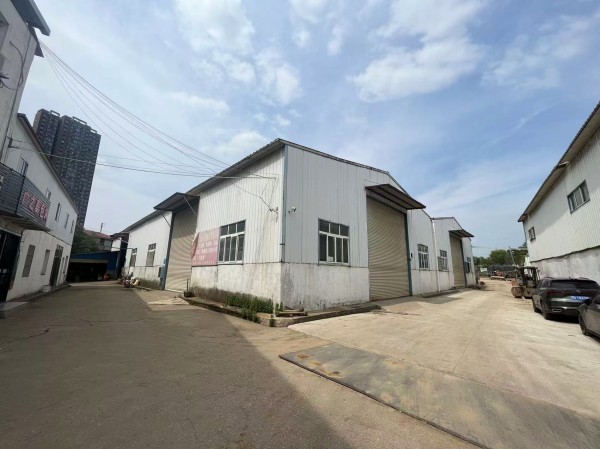 汉口北1200平钢构厂房优价出租 房东直租