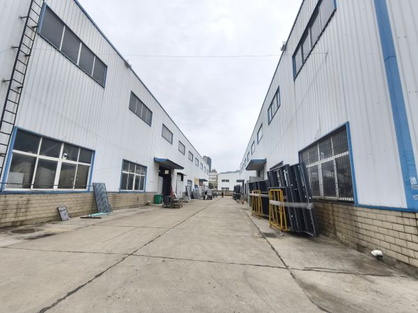 房东直租东西湖吴家山钢构砖混厂房仓库办公室门面，优价出租