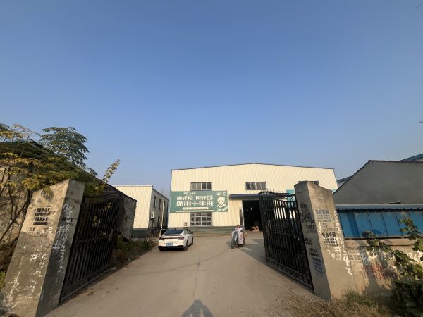 房东直租汉川独门独院标准钢构厂房仓库 优价出租