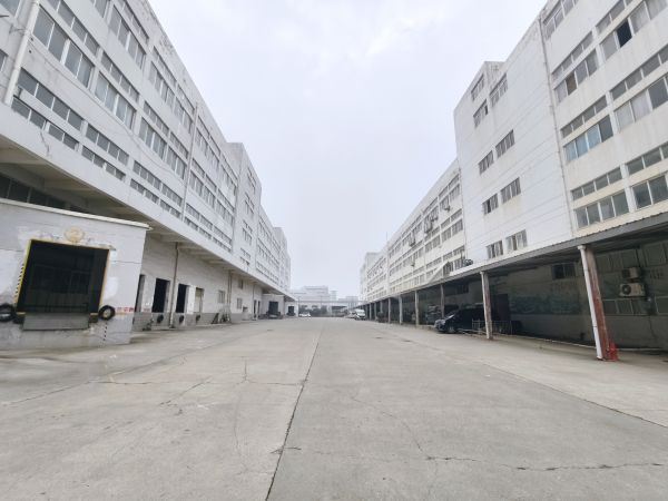 房东直租蔡甸城区厂房仓库冷库办公楼低价招租，可分租