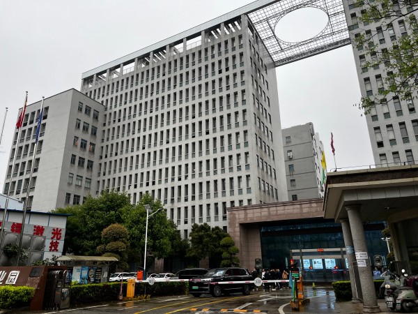 房东直租东湖高新区标准框架厂房，配套齐全优价出租