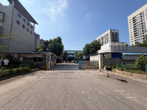 房东直租汉阳三环线1800平钢构厂房仓库 优价出租 配套齐全